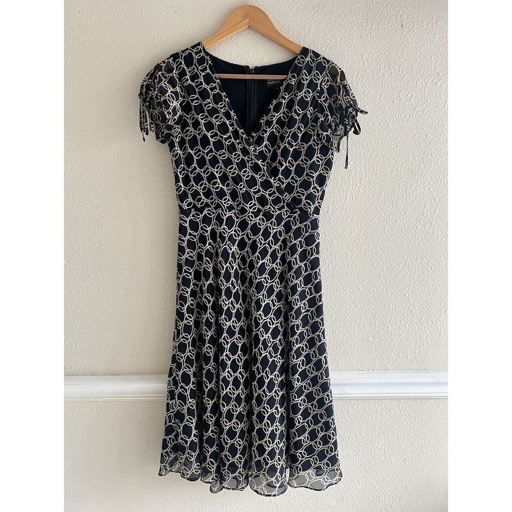 Adrianna Papell Y2K 100% Silk Dress Size 4P Whimsigoth Feminine Casual